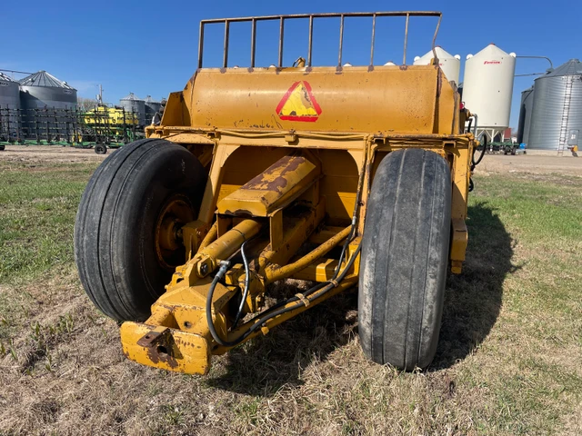 Caterpillar 60, Import Kanada — Foto 2 z 4