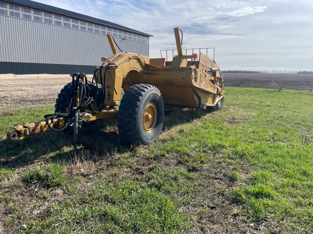 Caterpillar 60, Import Kanada — Foto 4 z 4