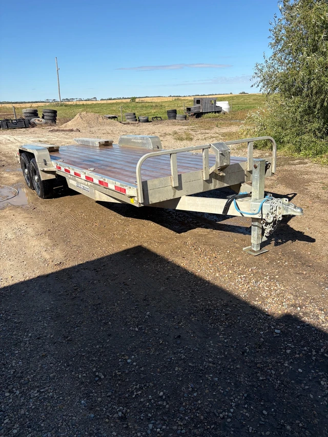 EQUIPMENT, Import Kanada — Foto 1 | AMECAR EQUIPMENT, Import Kanada — Foto 1