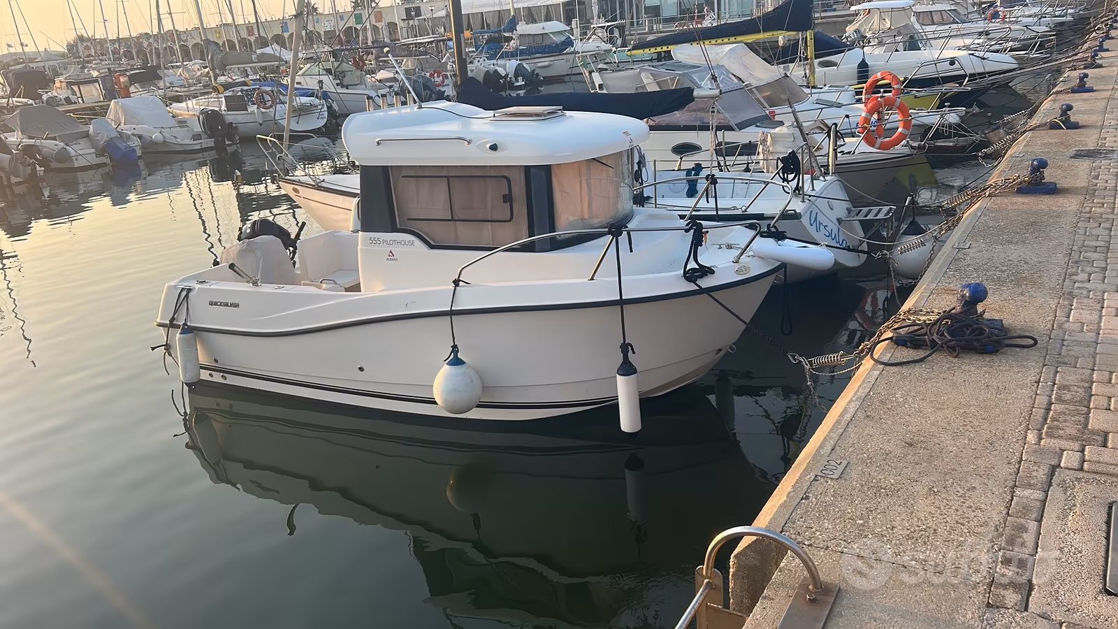 Quicksilver, Import Auf Lager in der EU — Foto 1