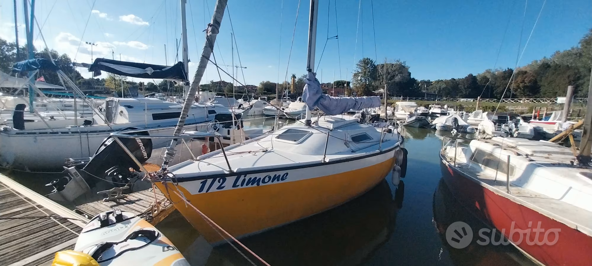 Nautica, Import Auf Lager in der EU — Foto 1