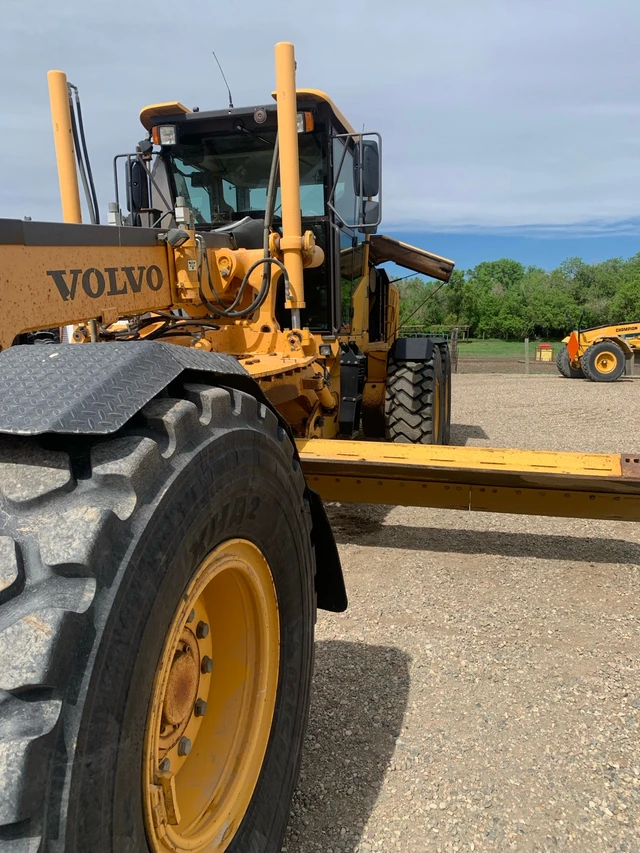 2012 Volvo G976, Import Kanada — Foto 2 z 5