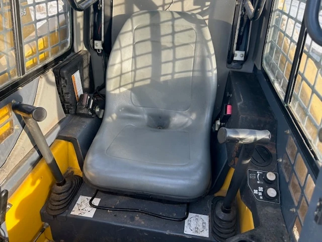 2008 Gehl 4240, 1.397 mth, Import Kanada — Foto 2 z 4