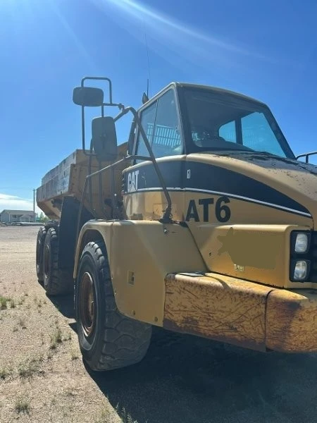 2004 Caterpillar 725, 1 mth, Import Kanada — Foto 2 z 5