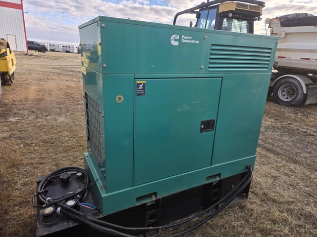 2012 Kubota CUMMINS, 1 mth, Import Kanada — Foto 1