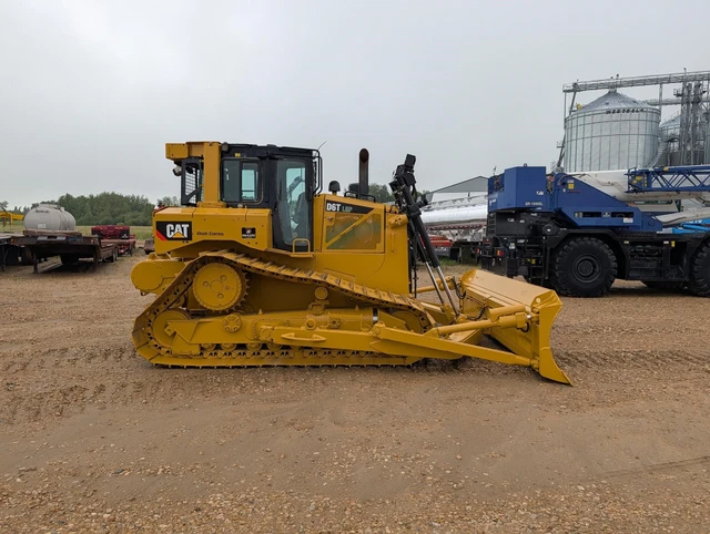 2018 Caterpillar D6T, 1 mth, Import Kanada — Foto 3 z 5