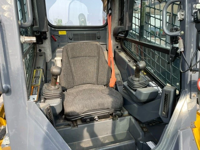 2019 John Deere 330G, 1 mth, Import Kanada — Foto 5 z 5