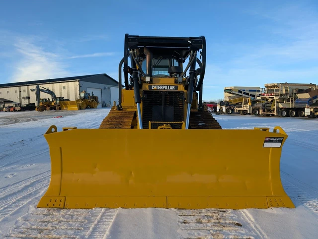 2013 Caterpillar D6T, 1 mth, Import Kanada — Foto 3 z 5