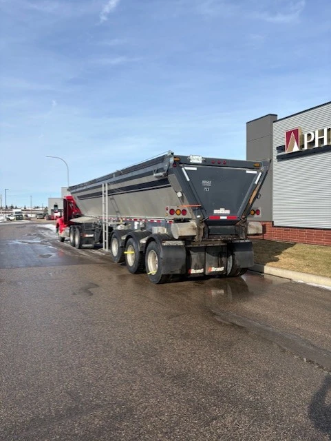 2024 ROUGHNECK, Import Kanada — Foto 2 z 5