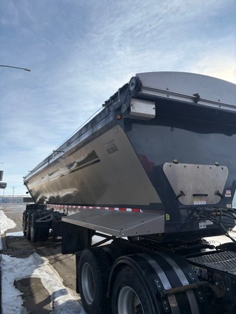 2024 ROUGHNECK, Import Kanada — Foto 4 z 5