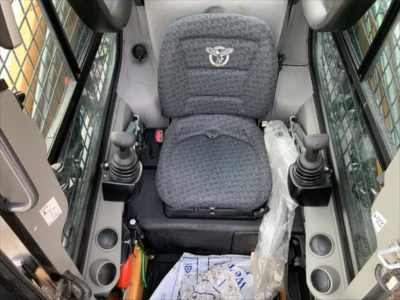 2023 Case SV340B, 1 mth, Import Kanada — Foto 5 z 5