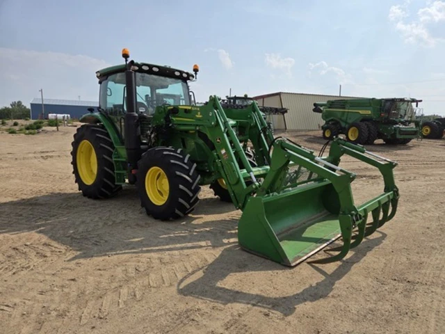 2024 John Deere 6R, Import Kanada — Foto 3 z 5