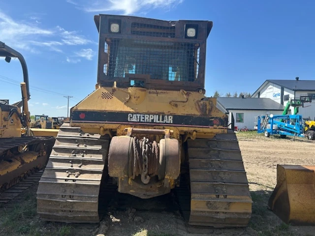 2003 Caterpillar D6M, 1 mth, Import Kanada — Foto 2 z 5