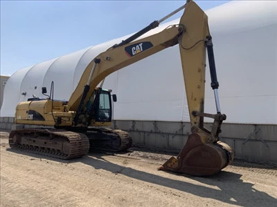 2010 Caterpillar 329D, 1 mth, Import Kanada — Foto 2 z 5