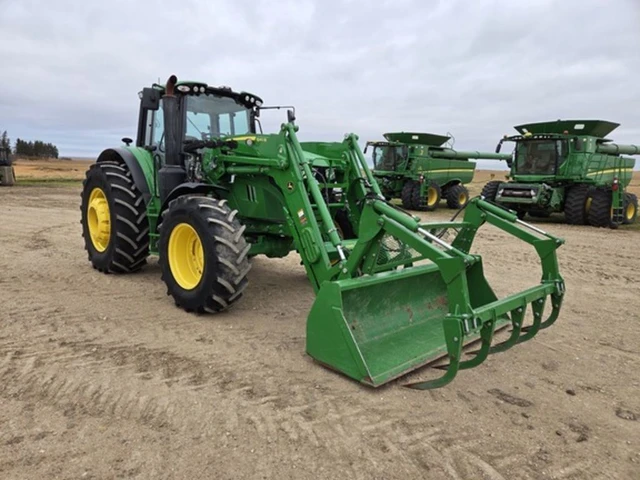 2023 John Deere 6155M, Import Kanada — Foto 1