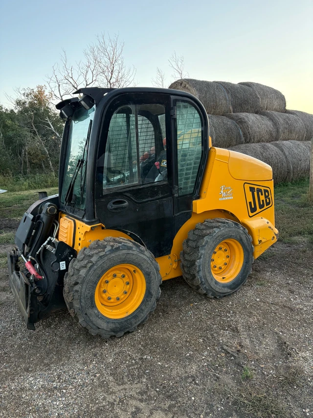 2010 JCB 1110, Import Kanada — Foto 1