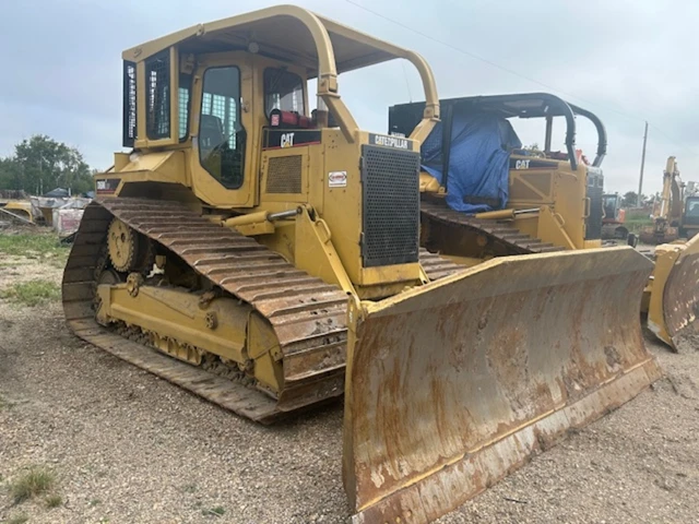1998 Caterpillar D6M, 1 mth, Import Kanada — Foto 1