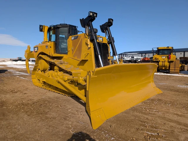2018 Caterpillar D8T, 1 mth, Import Kanada — Foto 1