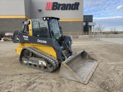 2022 John Deere 325G, 1 mth, Import Kanada — Foto 2 z 5