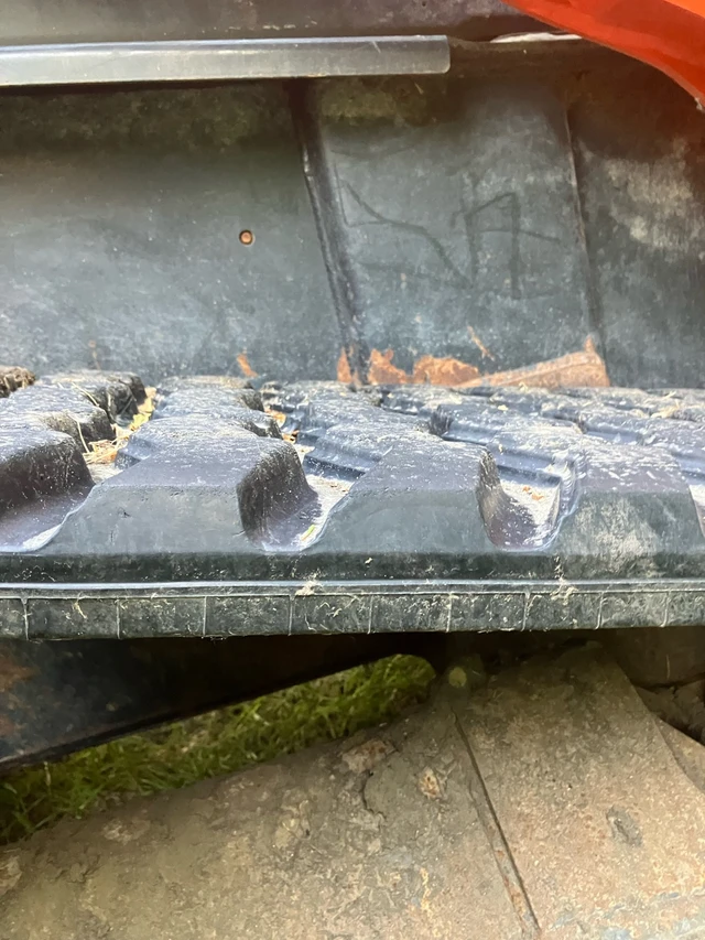 Kubota SVL, Import Kanada — Foto 2 z 5