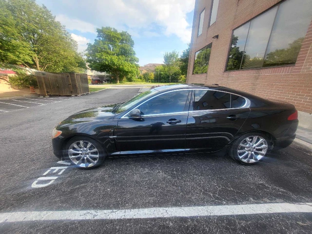 2011 Jaguar Xf, schwarz, 285 km, Import Kanada — Foto 1