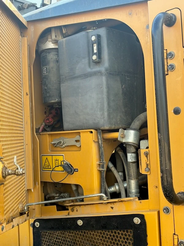 2015 Caterpillar 140M, 14.000 mth, Import Kanada — Foto 3 z 5