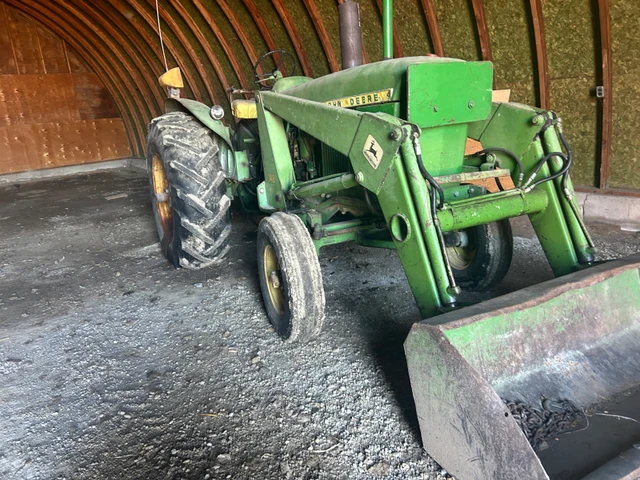 1966 John Deere 3010, Import Kanada — Foto 2 z 3