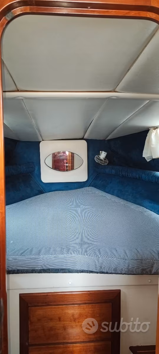 Nautica, Import Auf Lager in der EU — Foto 1