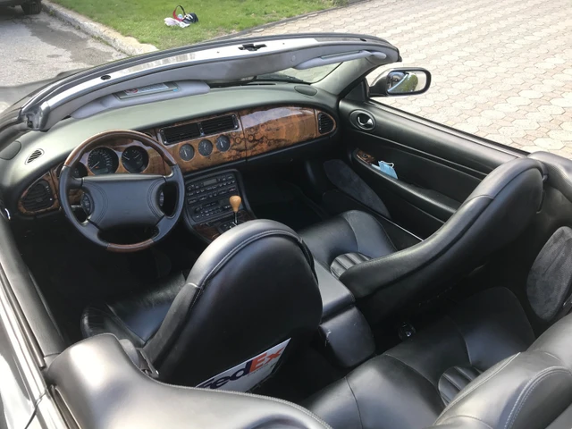 1997 Jaguar Xk8, 212.000 km, Import Kanada — Foto 3 z 5