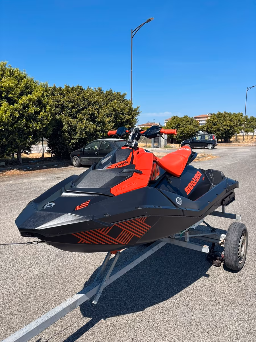 2021 Seadoo, Import Auf Lager in der EU — Foto 1