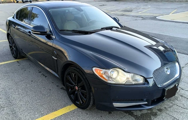 2011 Jaguar Xf, blau, 157.000 km, Import Kanada — Foto 1