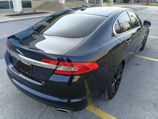 2011 Jaguar Xf, blau, 157.000 km, Import Kanada — Foto 3 z 5