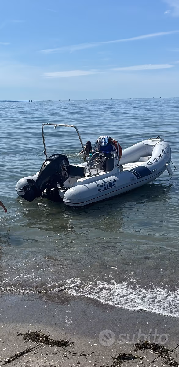 Gommone, Import Auf Lager in der EU — Foto 1