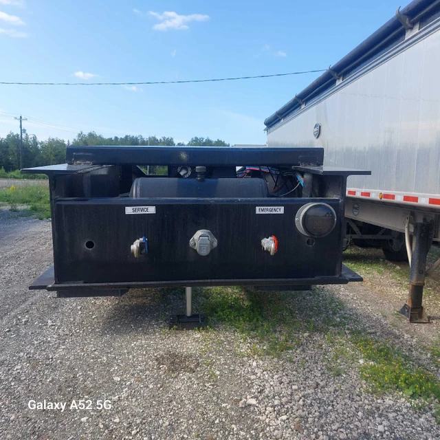 2026 CHALLENGER, Import Kanada — Foto 2 z 5