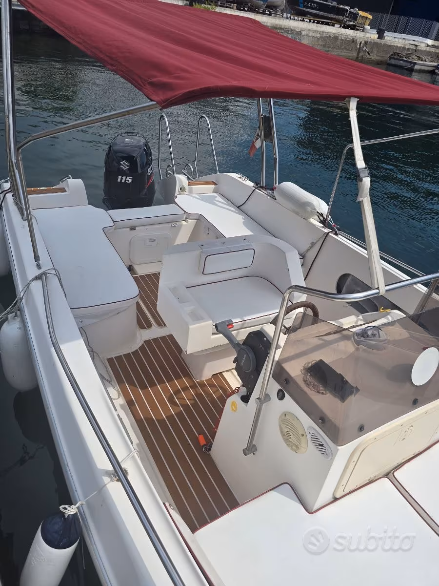 Barca, Import Auf Lager in der EU — Foto 1