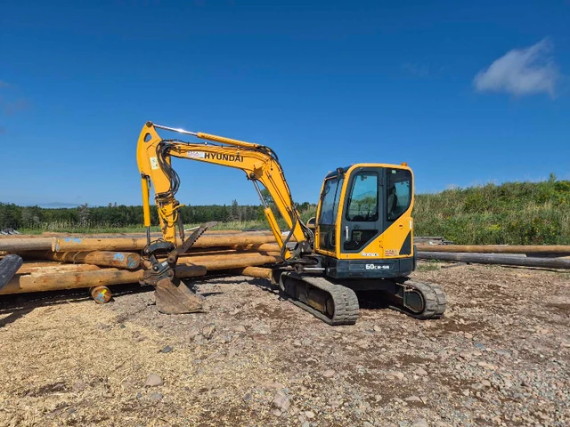 2016 Caterpillar HYUNDAI, Import Kanada — Foto 1