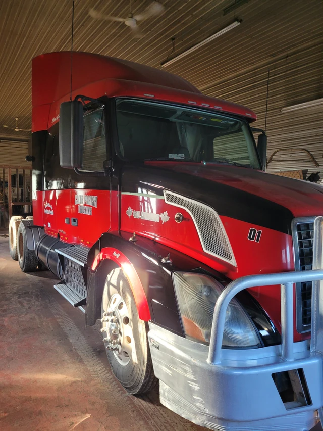 2007 Volvo, Import Kanada — Foto 2 z 5
