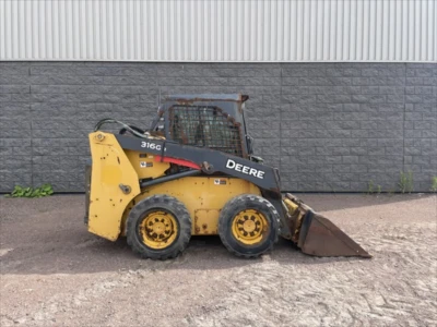 2017 John Deere 316GR, 1 mth, Import Kanada — Foto 4 z 5