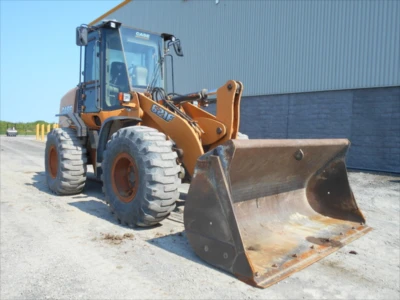2015 Case 621FLC, 1 mth, Import Kanada — Foto 2 z 5