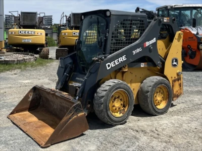 2018 John Deere 318G, 1 mth, Import Kanada — Foto 1