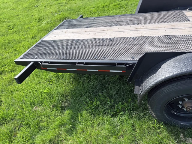 tilt deck trailer, Import Kanada — Foto 4 z 5