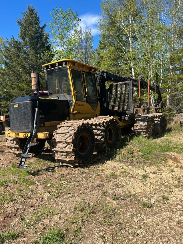 TIGERCAT, Import Kanada — Foto 1