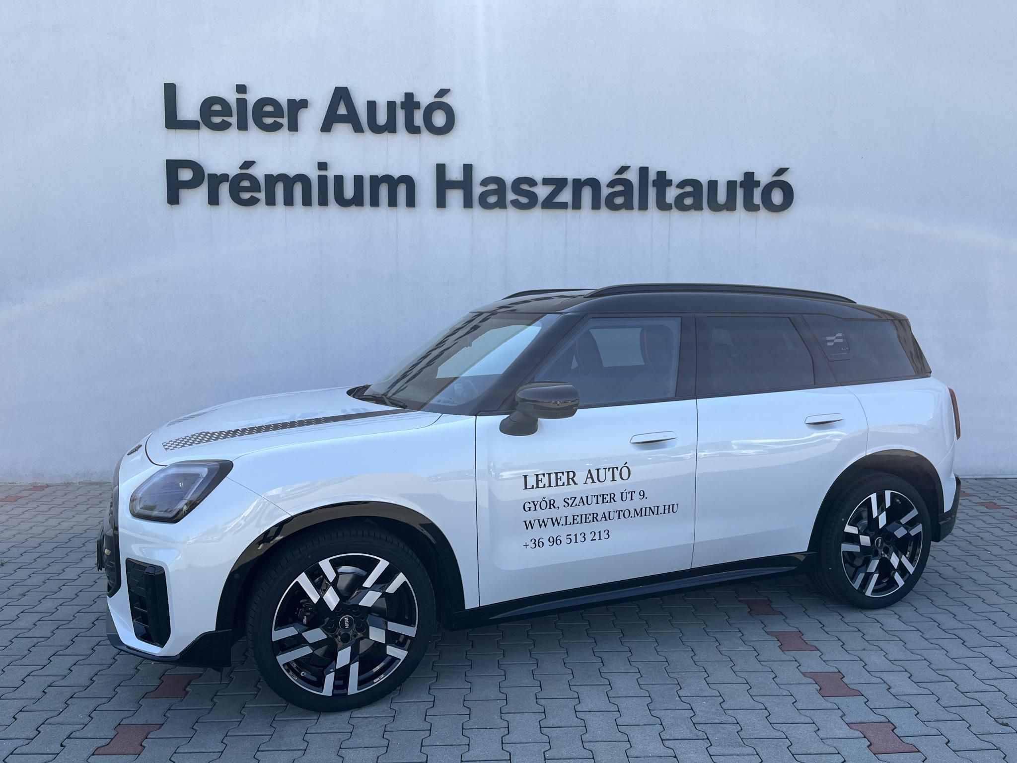 MINI, 4.000 km, Ungarn — Foto 1