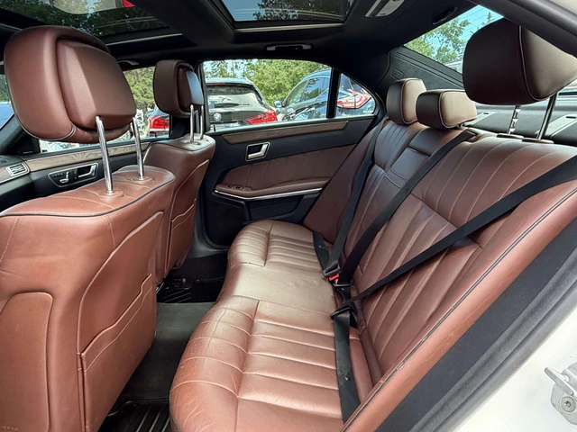 2016 Mercedes-Benz Eclass E 400, weiß, 155.186 km, Import Kanada — Foto 13 z 19