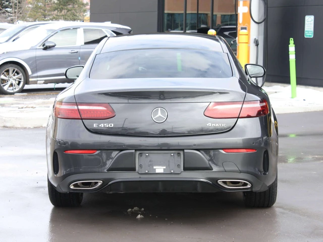 2021 Mercedes-Benz Eclass E 450, grau, 66.040 km, Import Kanada — Foto 4 z 16