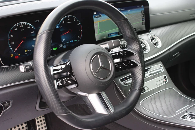 2021 Mercedes-Benz Eclass E 450, grau, 66.040 km, Import Kanada — Foto 9 z 16