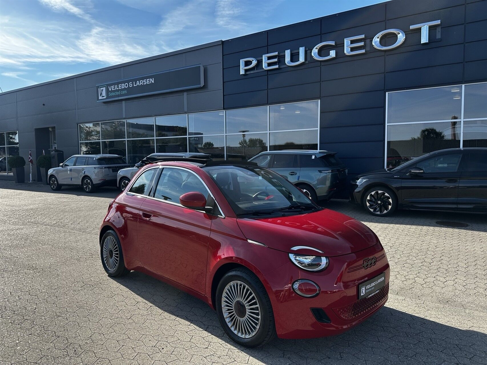 Fiat 500e, rot, Dänemark — Foto 1