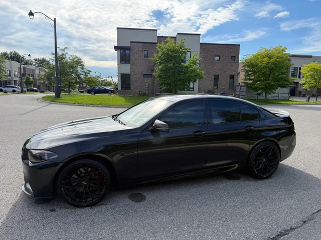 2016 BMW 5Series, schwarz, 178.000 km, Import Kanada — Foto 4 z 5