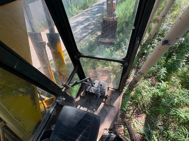 John Deere 690B, Import Kanada — Foto 4 z 4