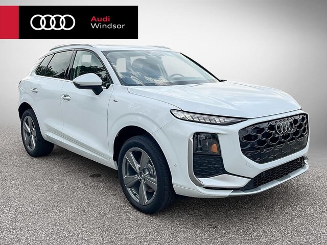 2026 Audi Q3 Progressiv, weiß, 20 km, Import Kanada — Foto 1